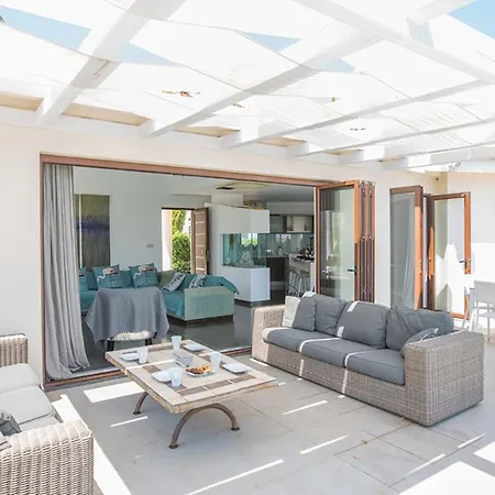 Rent Your Dream Holiday And Look Forward To Relaxing Beside Your Private Pool 1701 Villa Protaras